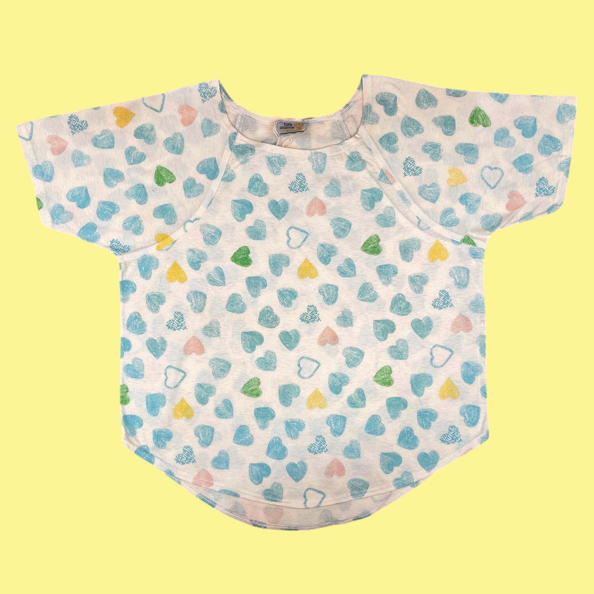 T-shirt coeur neuf 8 ans