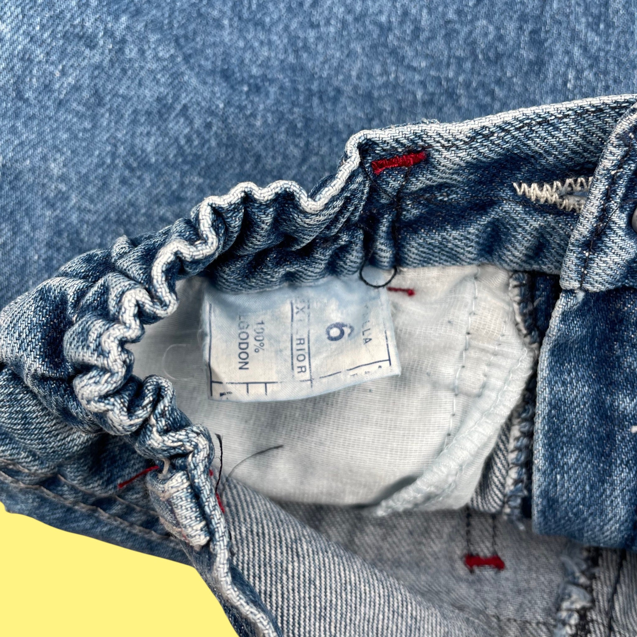 Jean vintage neuf 7 ans