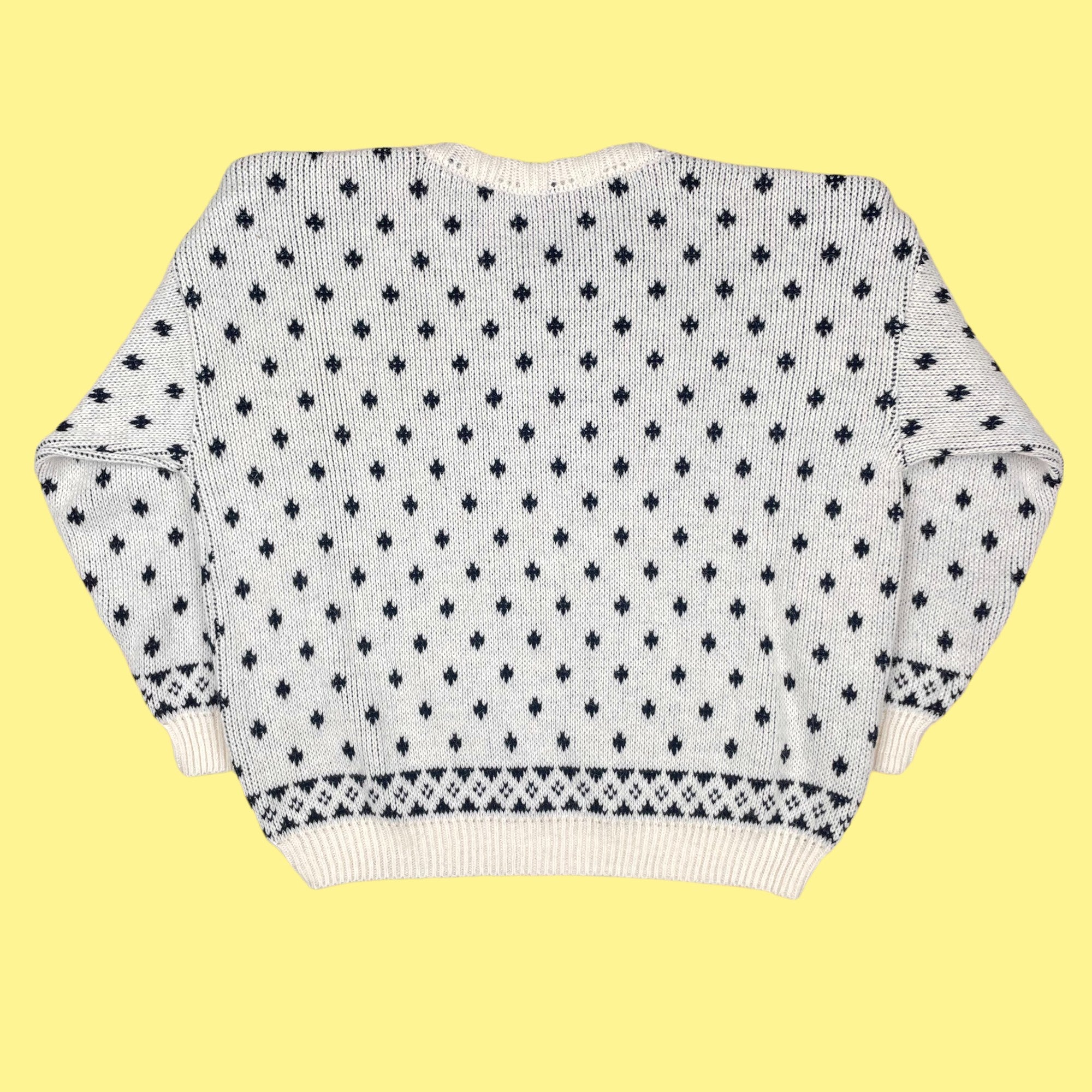 Pull deadstock cerises 4 et 7 ans