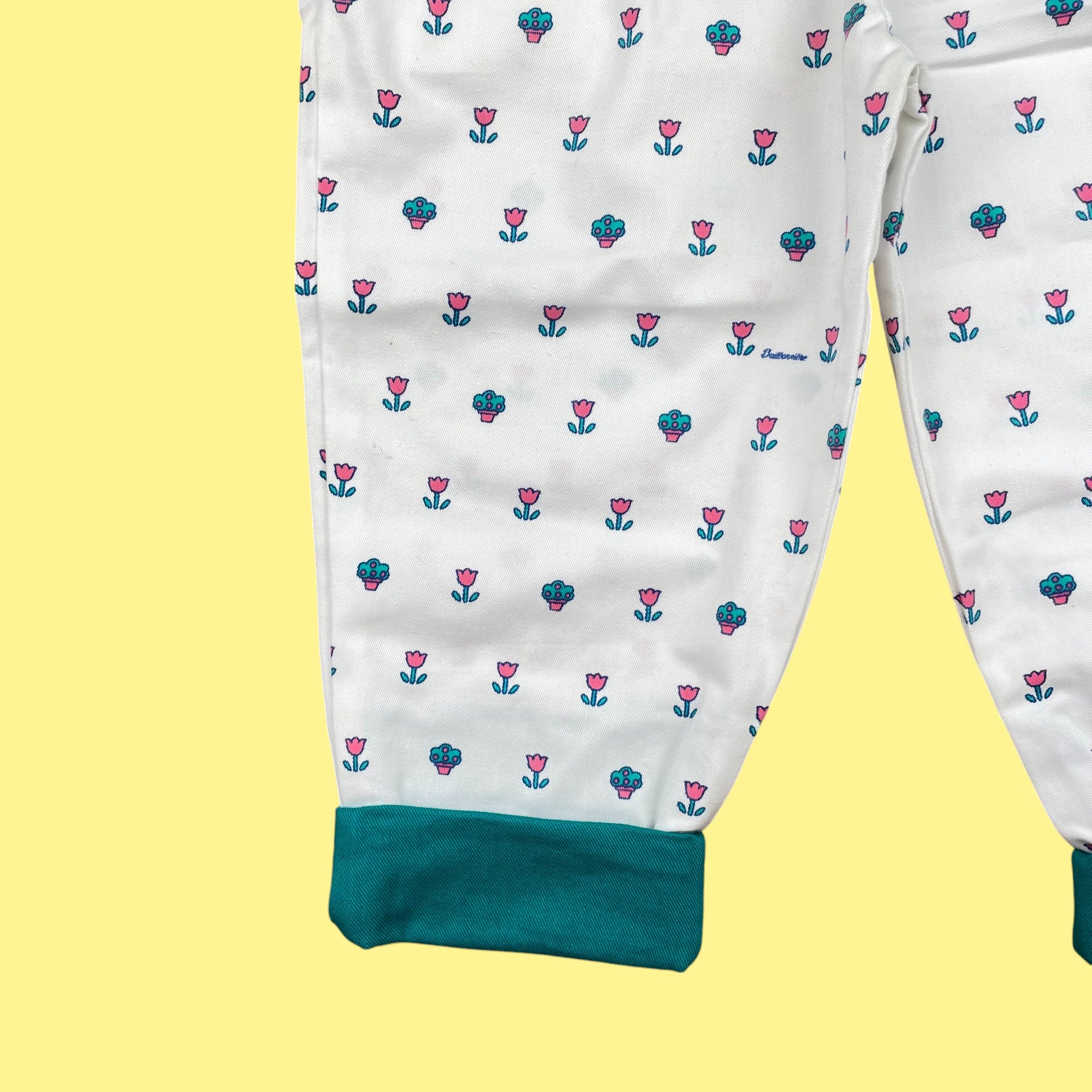 Salopette fleurie neuve 3-4 ans
