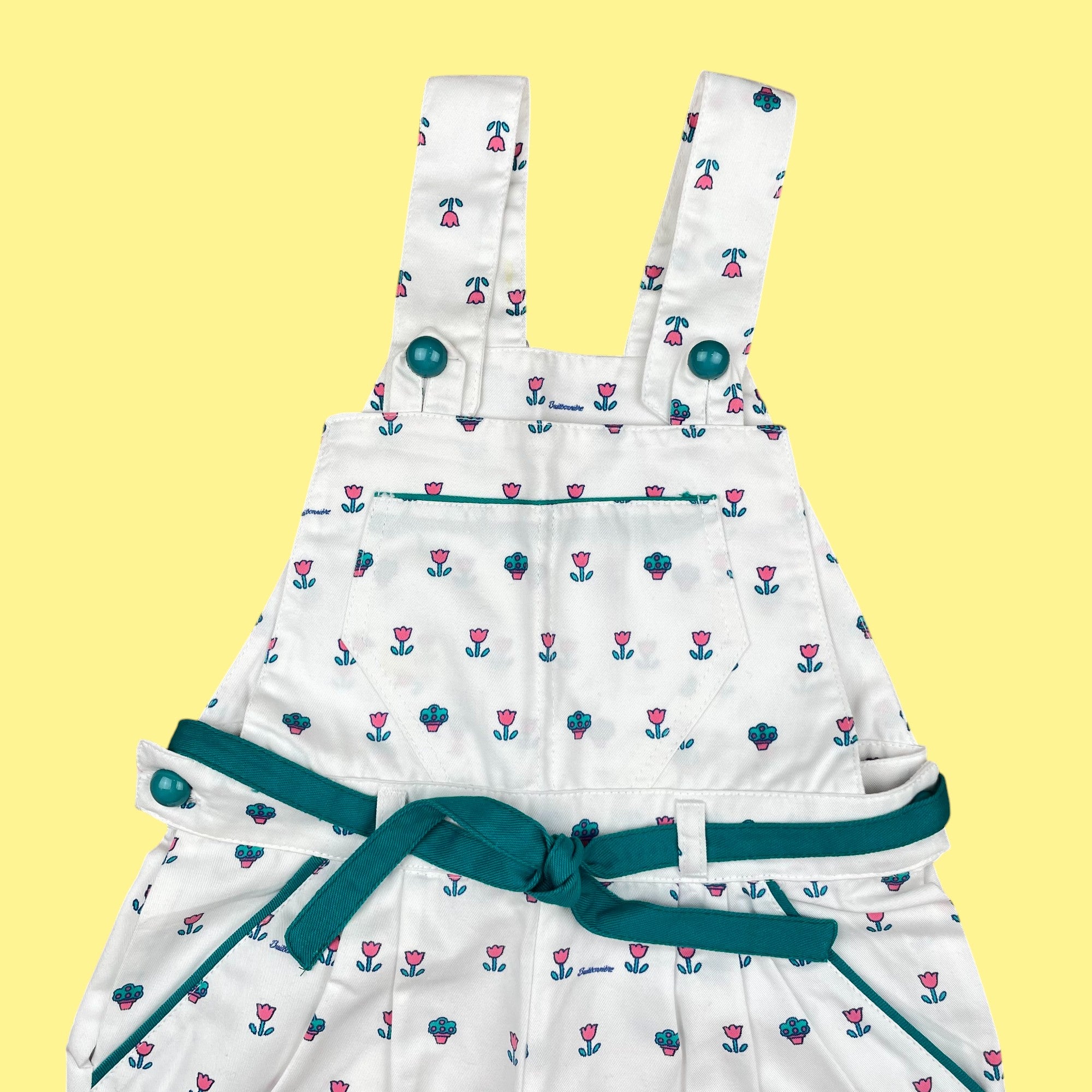 Salopette fleurie neuve 3-4 ans