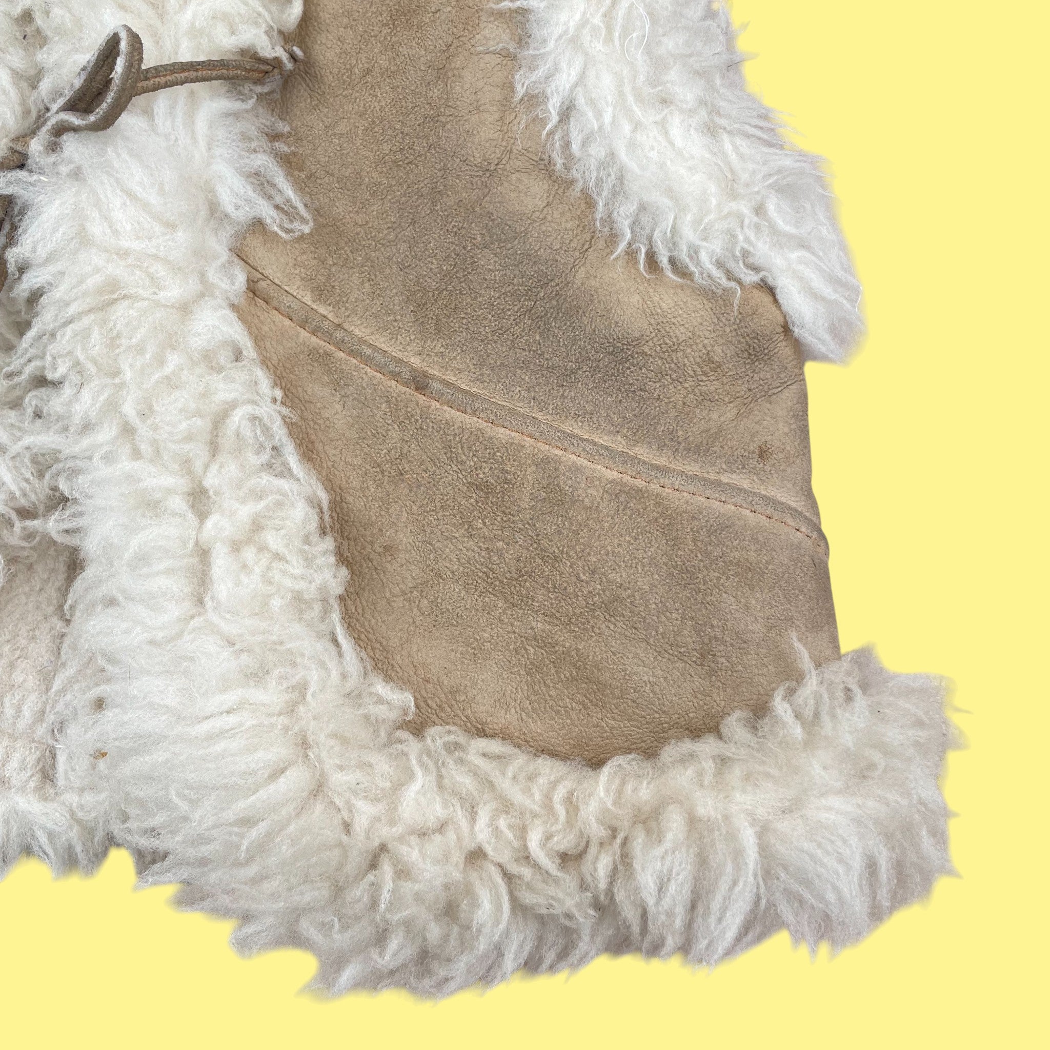 Gilet sans manches cuir 4-5 ans