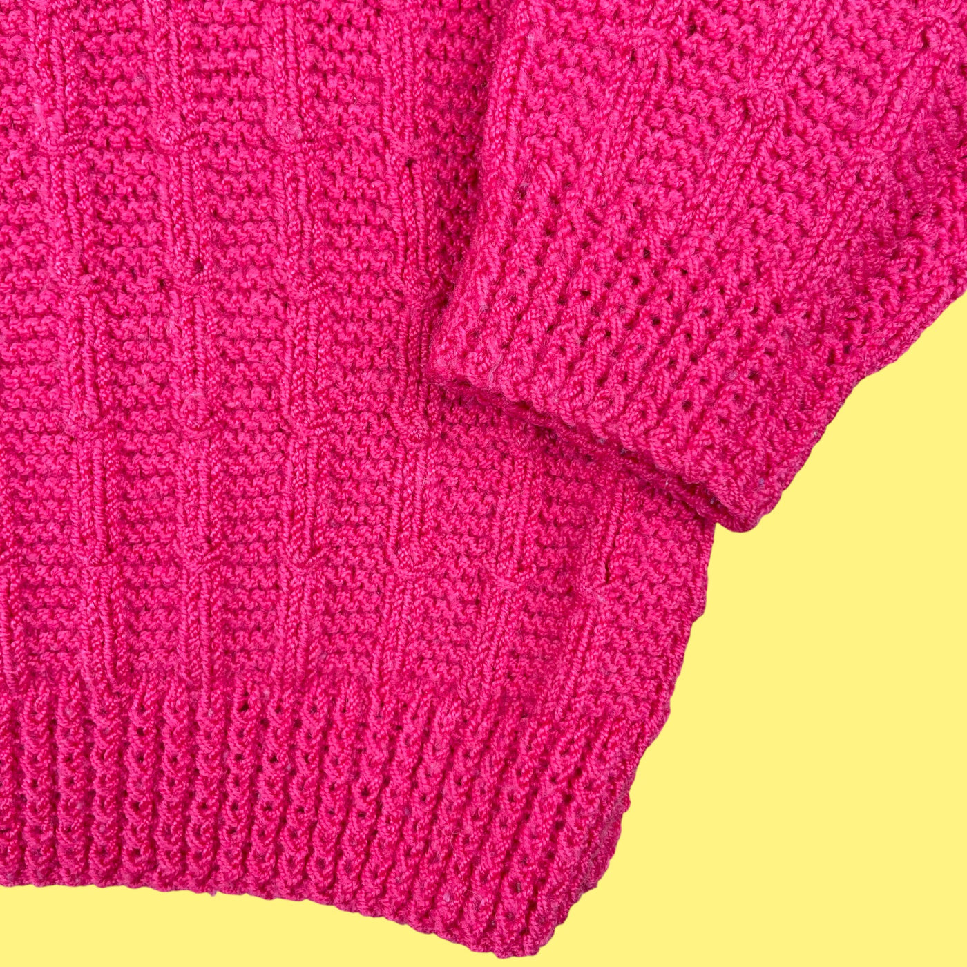 Pull fait main vintage framboise 3 ans