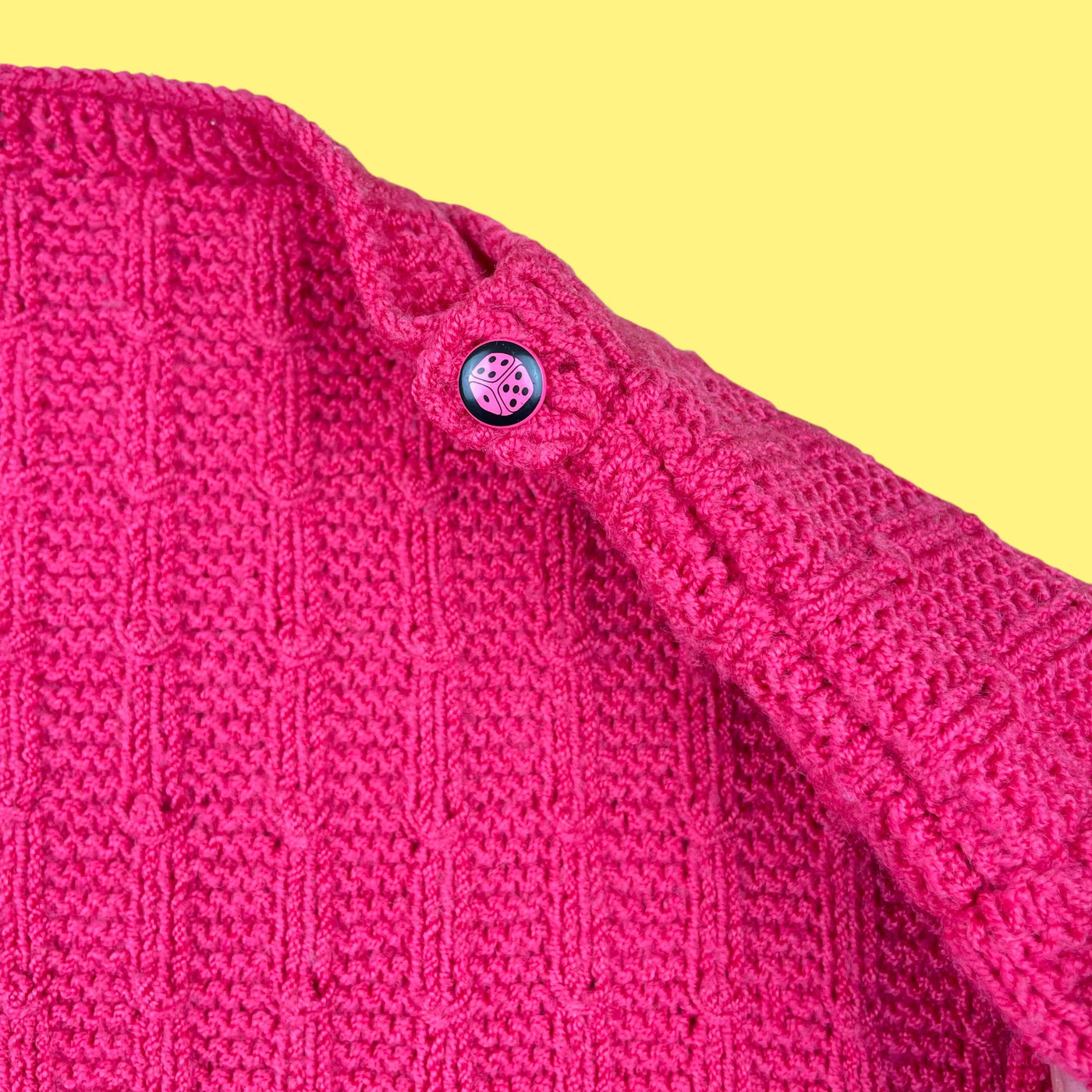 Pull fait main vintage framboise 3 ans