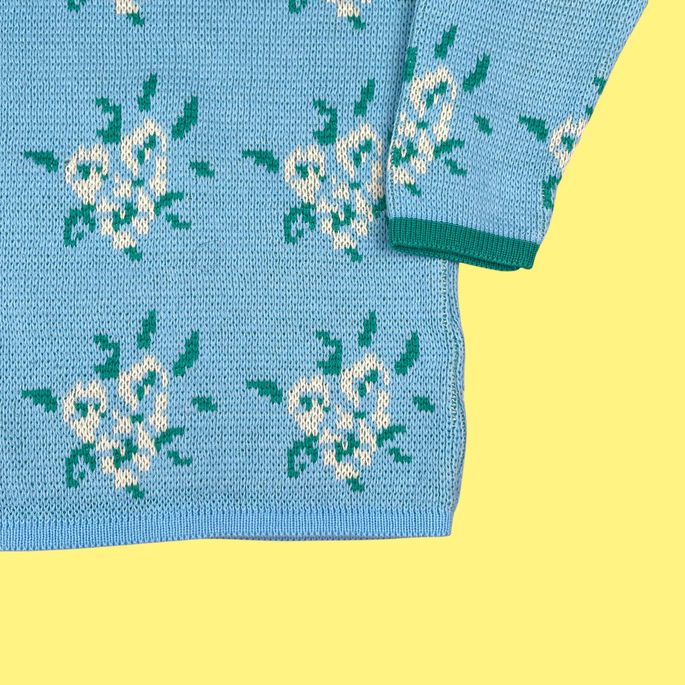 Pull fleurs vintage 3-4 ans