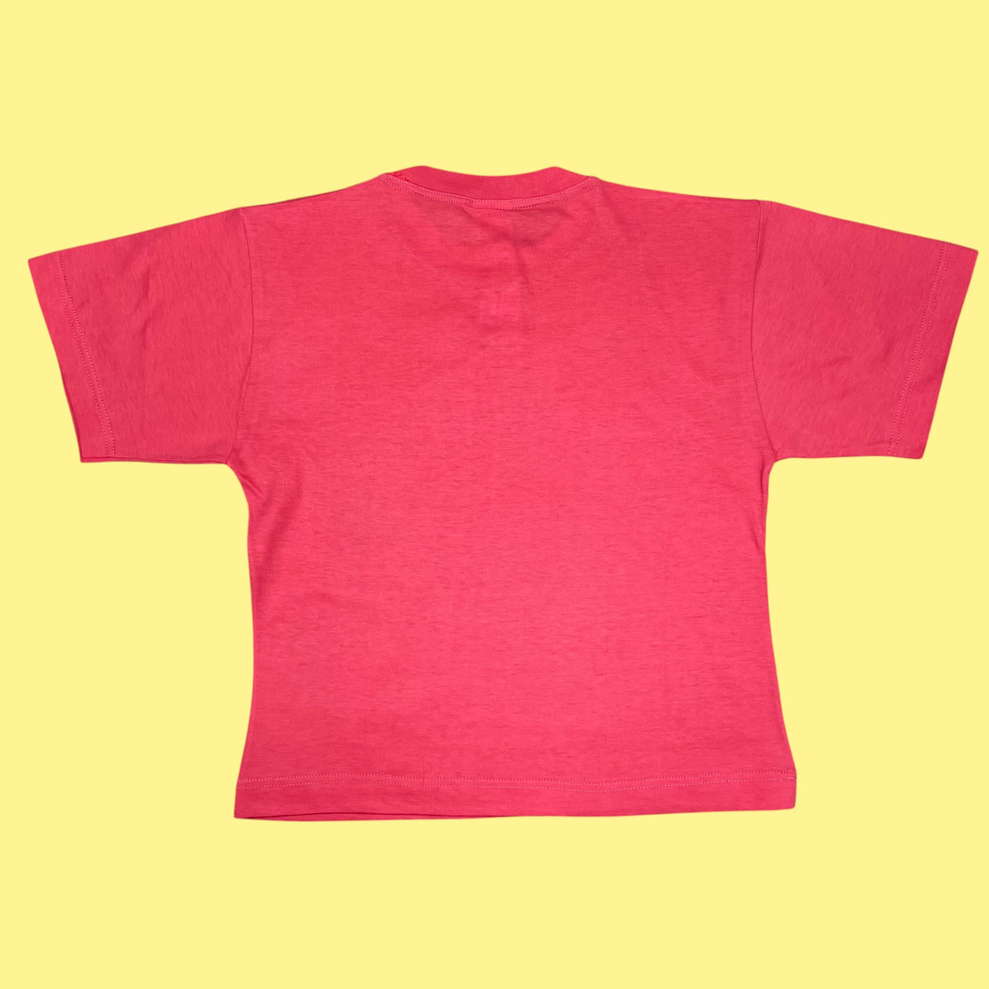 T-shirt neuf de stock 7 ans