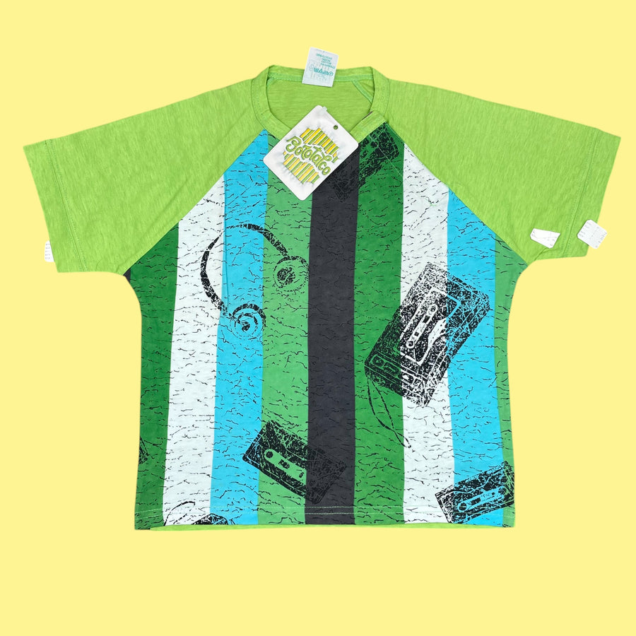 T-shirt neuf de stock 6-7 ans