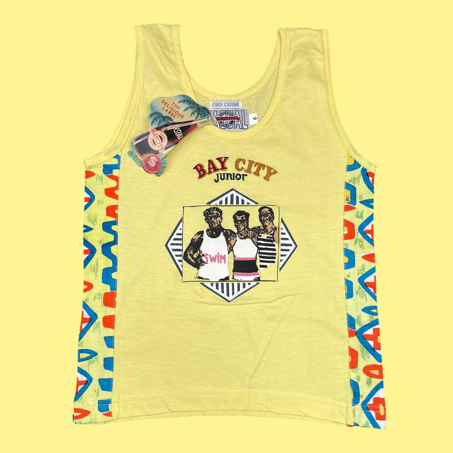 T-shirt neuf de stock 7 ans