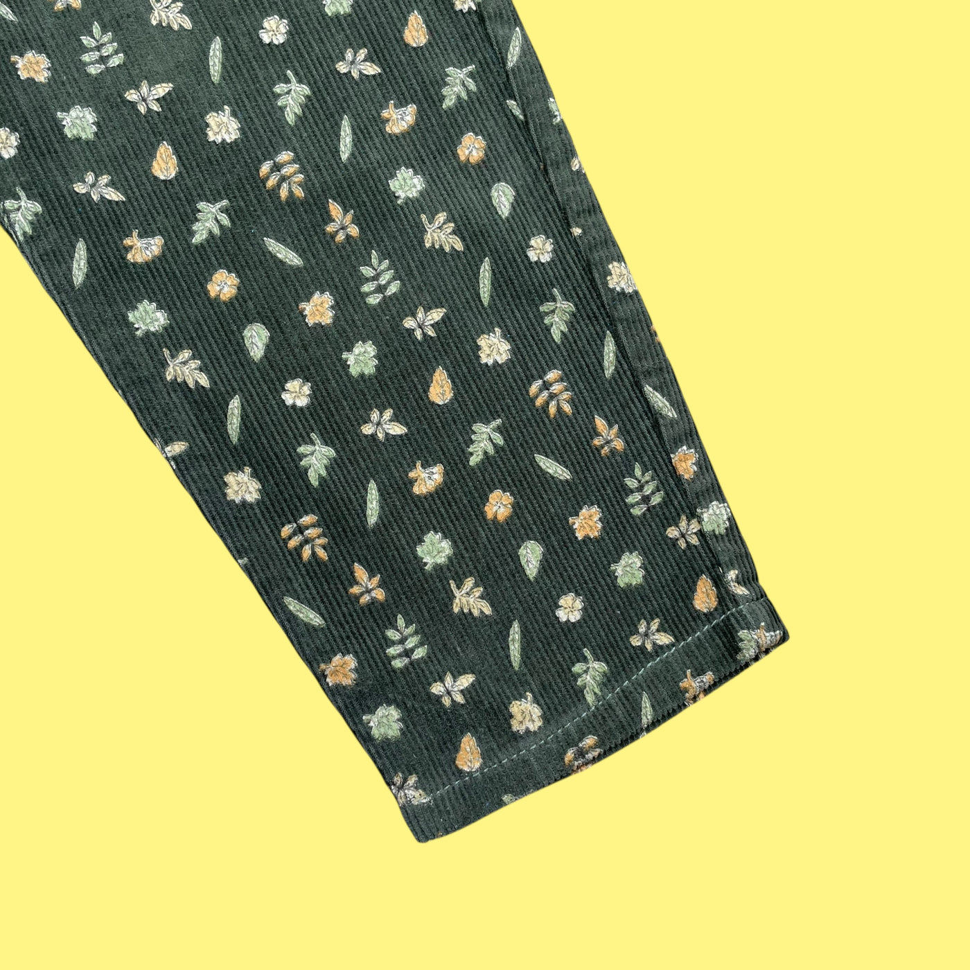 Pantalon velours deadstock 6-7 ans