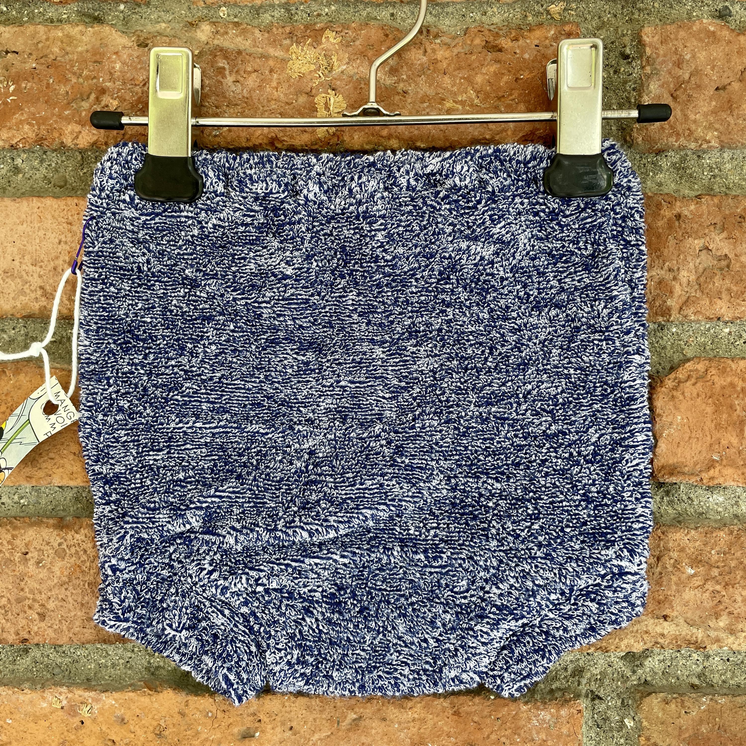 Short éponge bleu neuf 3-6 mois