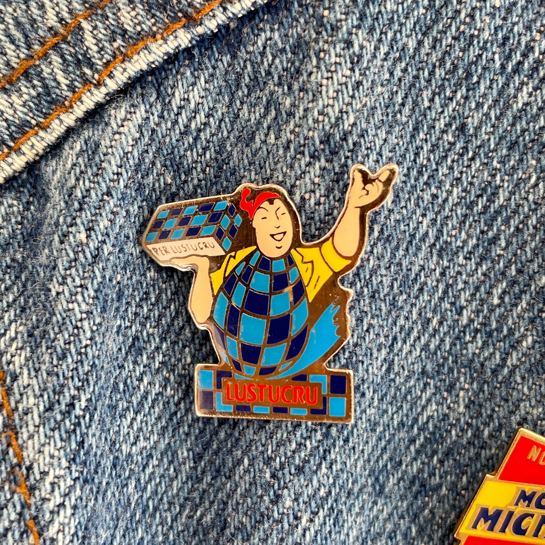 Pin's Lustucru