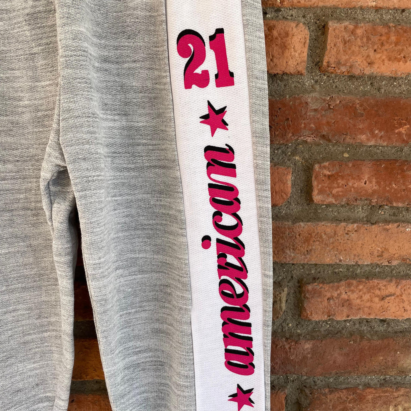 Ensemble jogging vintage gris chiné neuf de stock 8 ans