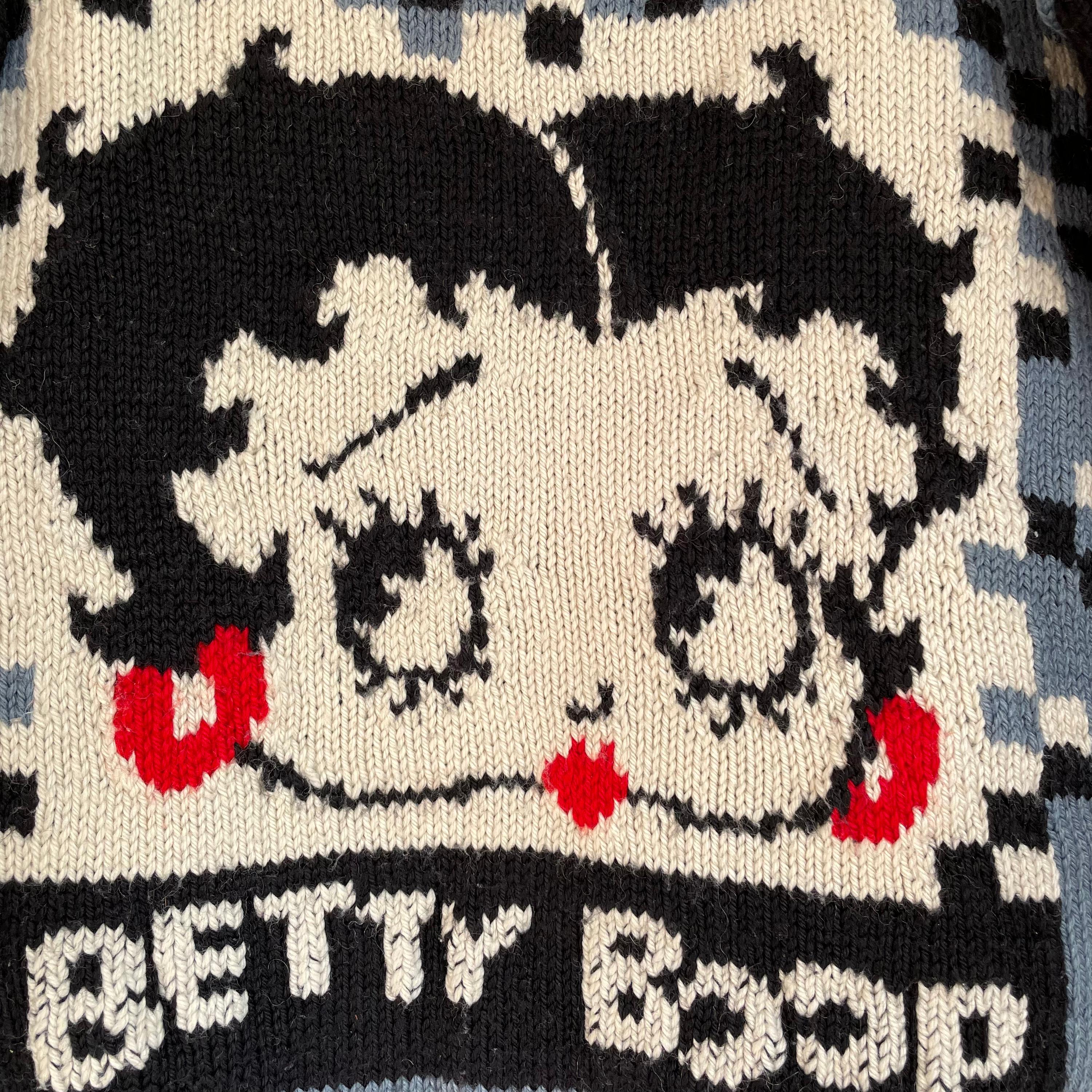 Pull Betty Boop fait main 7-8 ans